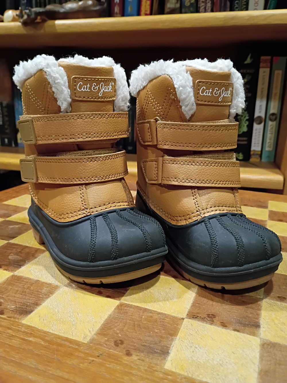 Cat & Jack Tan and Black Kids Winter Snow Boots with White Faux-Fur Cuff